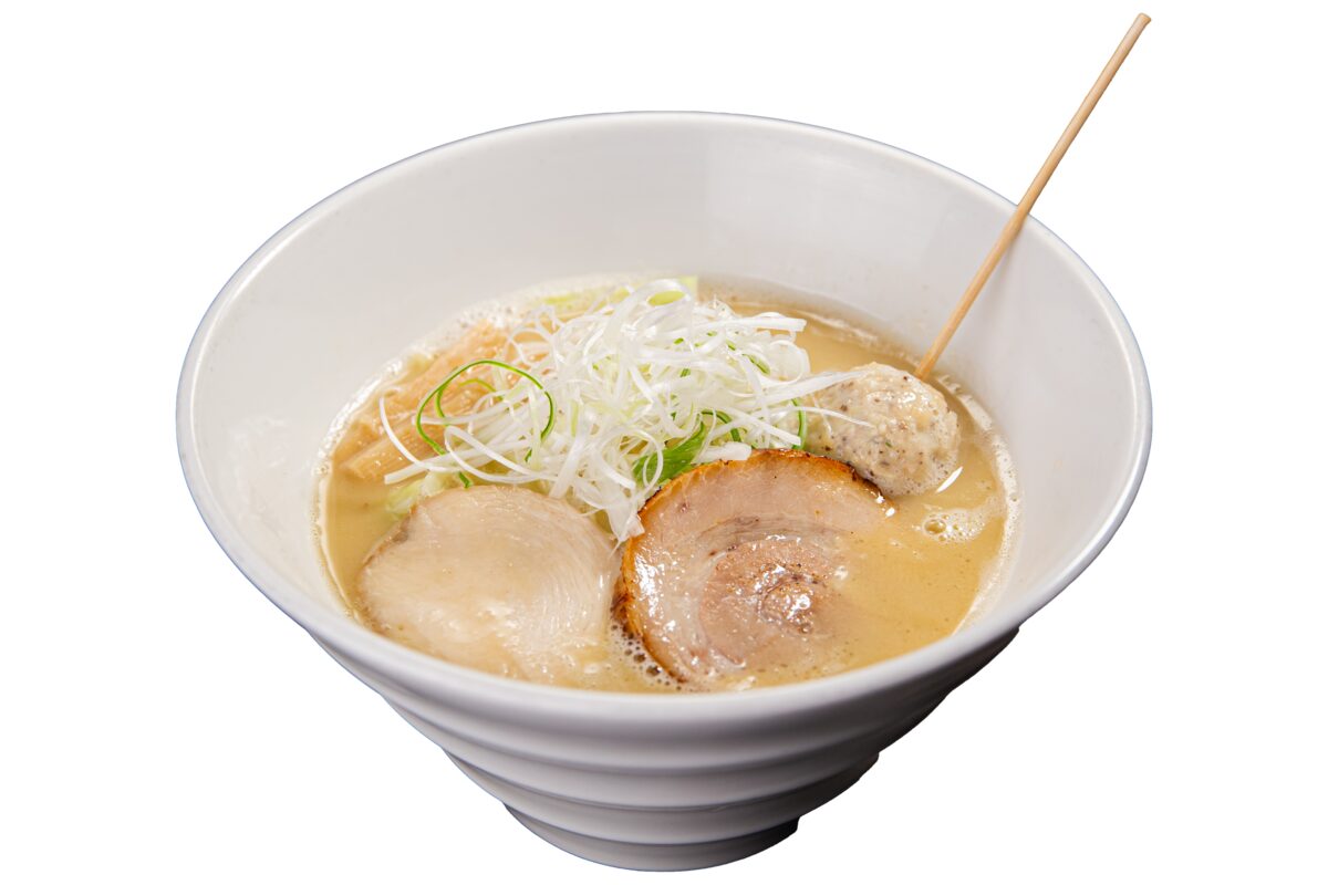 鶏白湯ラーメン